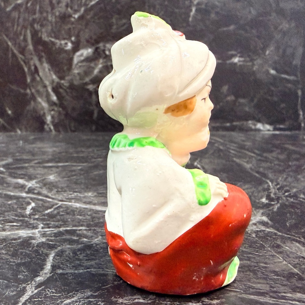 Genie Salt & Pepper Shakers - Picture 10 of 16